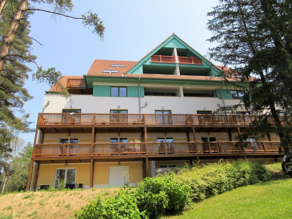 Apartment Marie Lipno nad Vltavou Eksteriør bilde